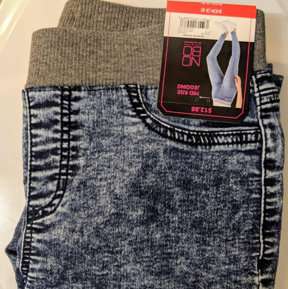 No Boundaries Mid Rise Jegging